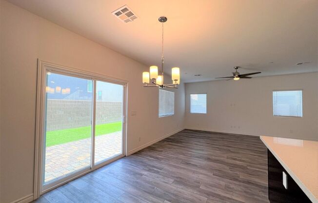 4 BEDROOMS, 2.5 BATHS AT VILLIAGES AT TULE SPRINGS