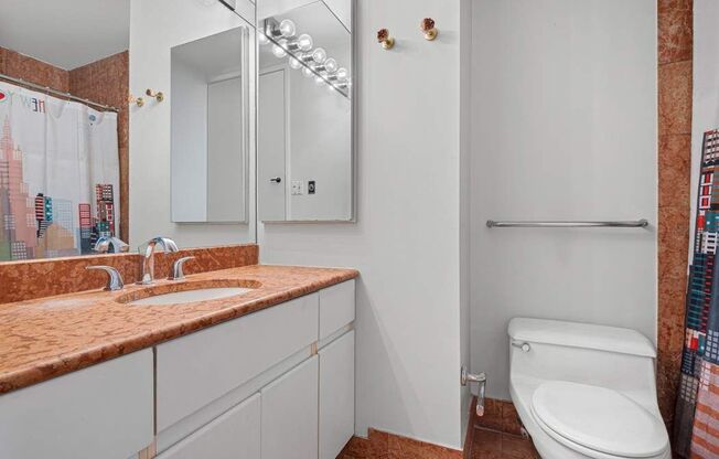 1 bed, 1.5 baths, 870 sqft, $6,000, Unit 2103