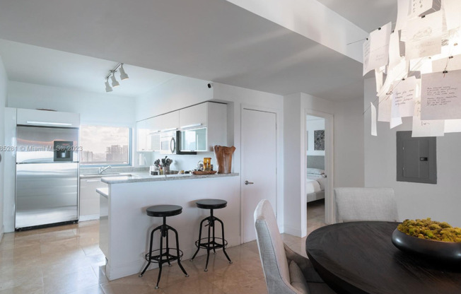 2 beds, 2.5 baths, $4,400, Unit Unit 2910