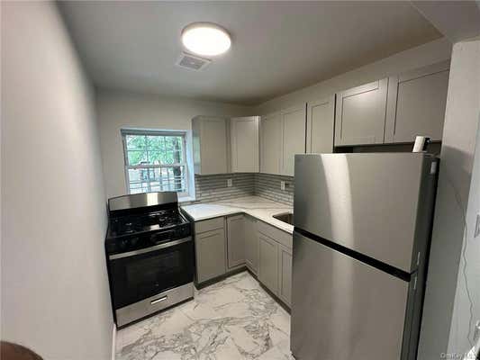 3 beds, 1 bath, 1,100 sqft, $3,777, Unit 2