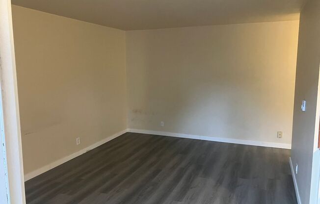 1 bed, 1 bath, 600 sqft, $1,545, Unit 1