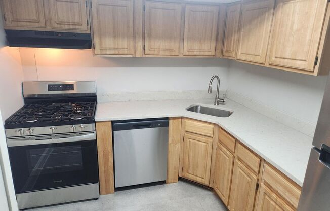 1 bed, 1 bath, 663 sqft, $1,500, Unit D-K1