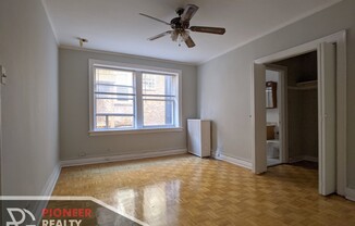 711 W Belmont Ave