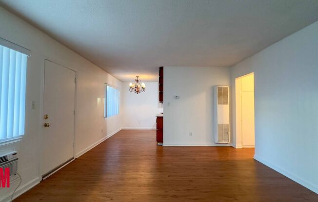 2 beds, 1 bath, 787 sqft, $1,899