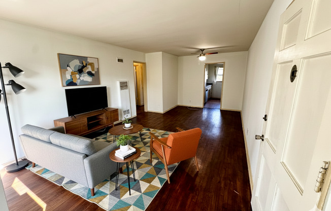 3718 W Chandler Blvd