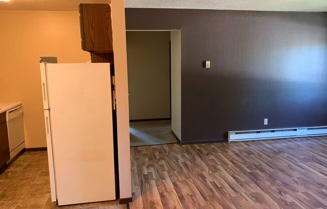 2 beds, 1 bath, 550 sqft, $695, Unit 1929-25