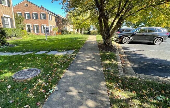 Beautiful 3 Bed 2/2 Bath Brick Townhome With Deck & Patio In Convenient The Assembly