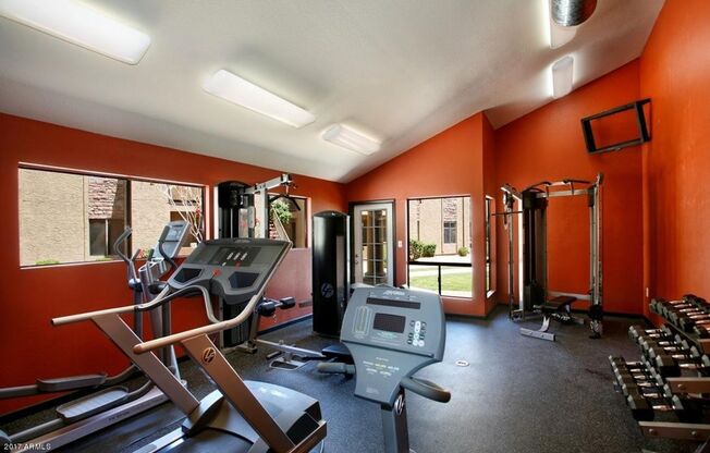 2 beds, 2 baths, 919 sqft, $1,675, Unit 1098