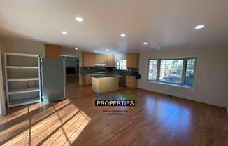 3 beds, 2 baths, $4,950