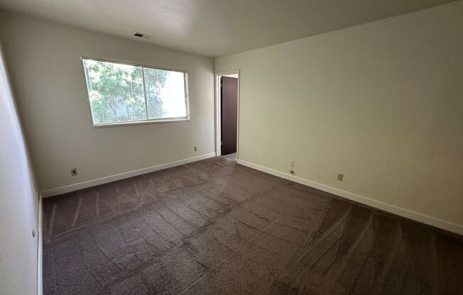 2 beds, 2 baths, $3,095, Unit # 16