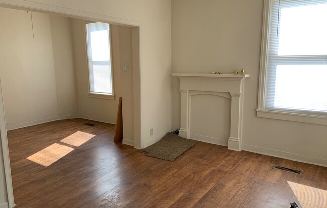 2 beds, 1 bath, $1,000