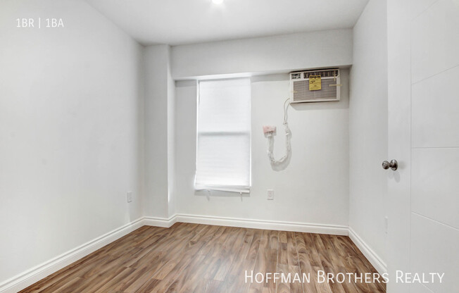 1 bed, 1 bath, $2,096