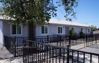 2918 E ROESER DR