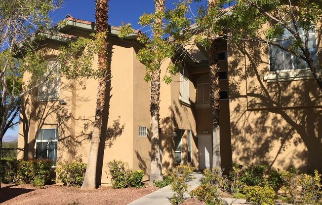 2 Bedroom Condo In Guard Gated Summerlin Community