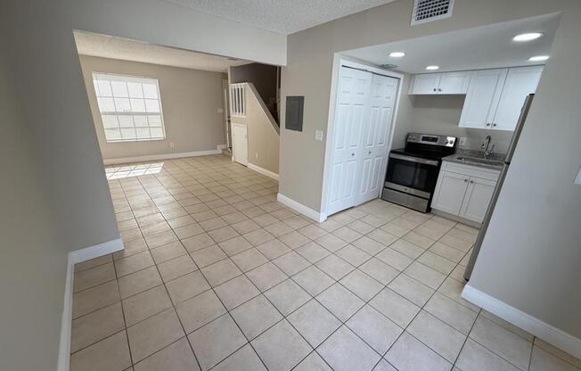 3007 S MANHATTAN AVE