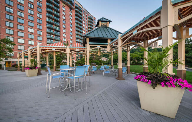 Enjoy the Outdoor Lifestyle at Windsor at Mariners, 100 Tower Dr., Edgewater
