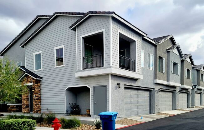 544 Teovani St #916 - 3 bedrooms, 3 bathrooms, 1768 SQFT