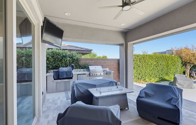 South Summerlin Vistara Gated Community Pool Home