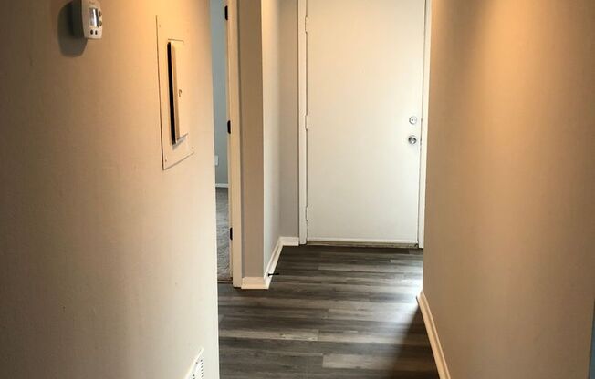 3 beds, 2 baths, 1,300 sqft, $1,749, Unit 5924