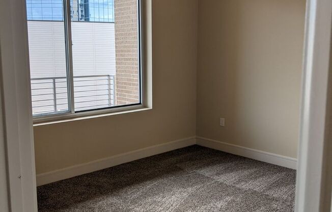 2 beds, 2 baths, 1,226 sqft, $4,360, Unit 916