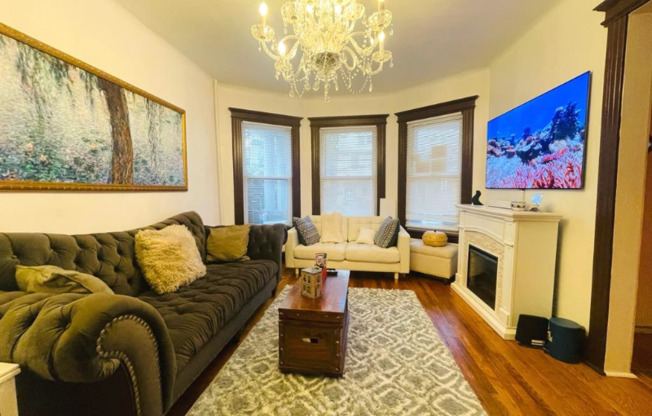 63 GAUTIER AVE