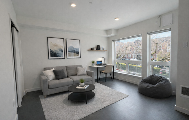 Studio, 1 bath, 278 sqft, $1,825, Unit 203