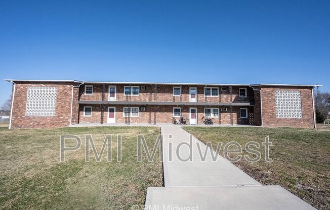 140 MAPLE PARK DR