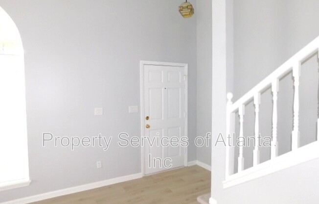 255 PINEWALK WAY