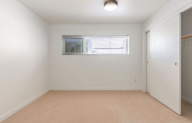 1 bed, 1 bath, 650 sqft, $1,949, Unit 705