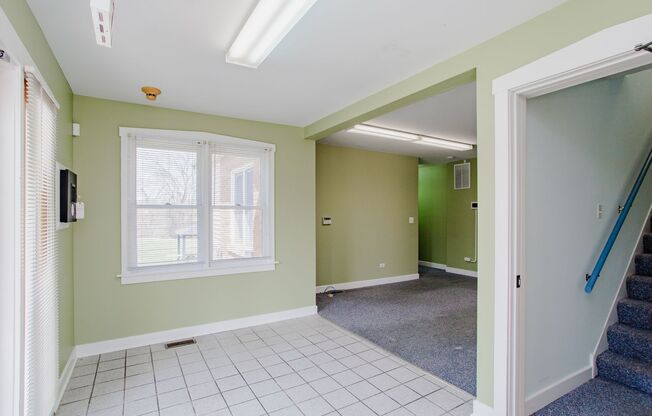 1305 Oswego Rd., Naperville, Illinois 60540