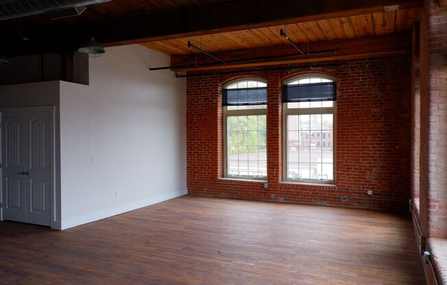 Studio, 1 bath, 1,068 sqft, $2,200, Unit 402
