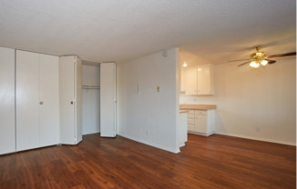 1 bed, 1 bath, 651 sqft, $2,000, Unit B039