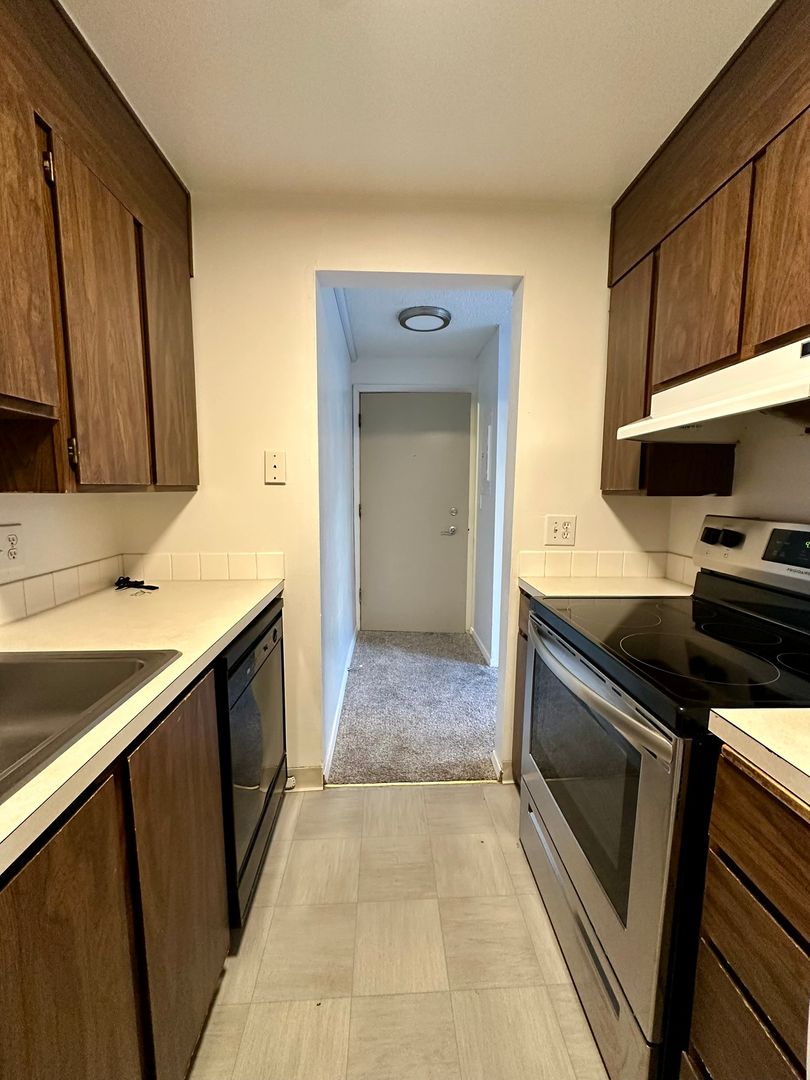 Twin Oaks Apartments