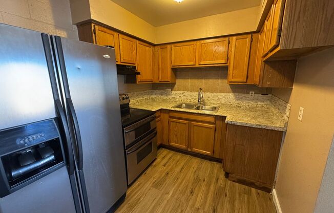 1 Bedroom Condo close to UNLV & The Strip