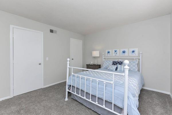 bedroom in renovated apartment at The Retreat at St Andrews, South Carolina, 29210