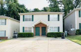 3/3 Townhome on NW Side