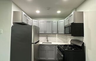 Studio, 1 bath, 550 sqft, $1,650, Unit 1