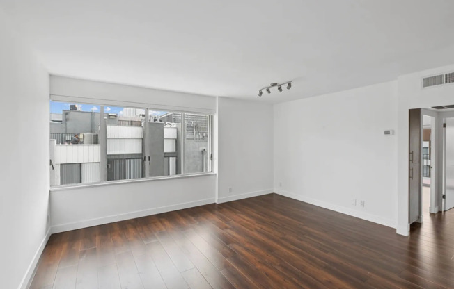 8th Street Residences