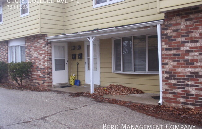 610 E COLLEGE AVE