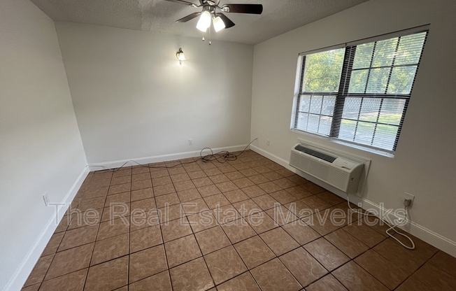 925 Shallowford Road