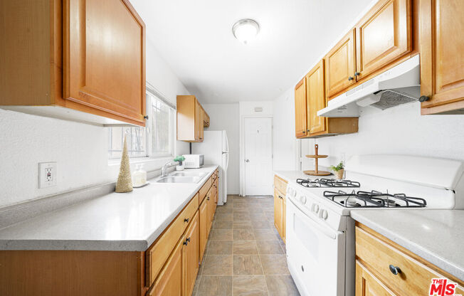 1 bed, 1 bath, $2,495