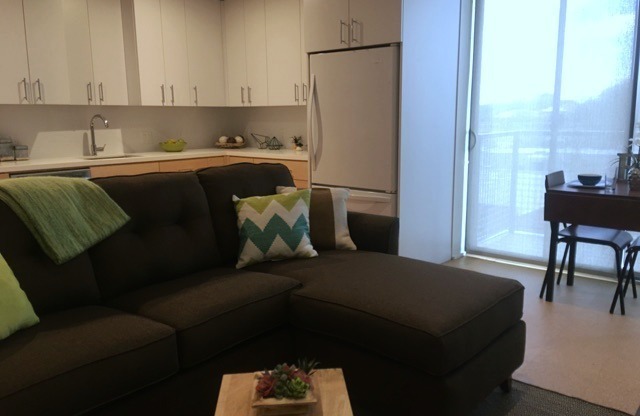 1 bed, 1.5 baths, 954 sqft, $1,310.77, Unit 303