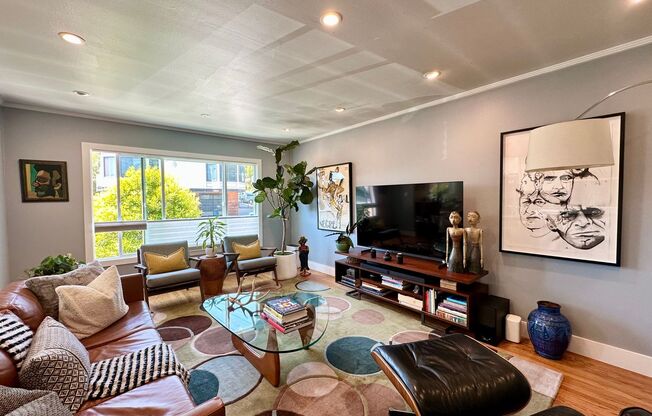 Modern & Bright 3BR/2BA Single-Family Home, Steps from Holly Park, Pet Friendly!