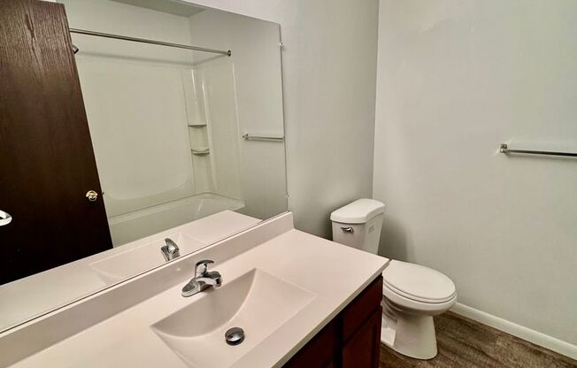 1 bed, 1 bath, 750 sqft, $1,145, Unit 713