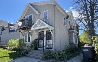 1505 UN AVE