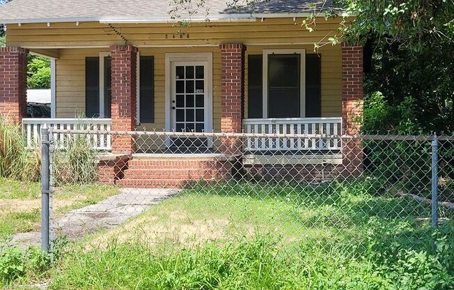 Charming 2 bed 1 bath in Historic District of Sanford