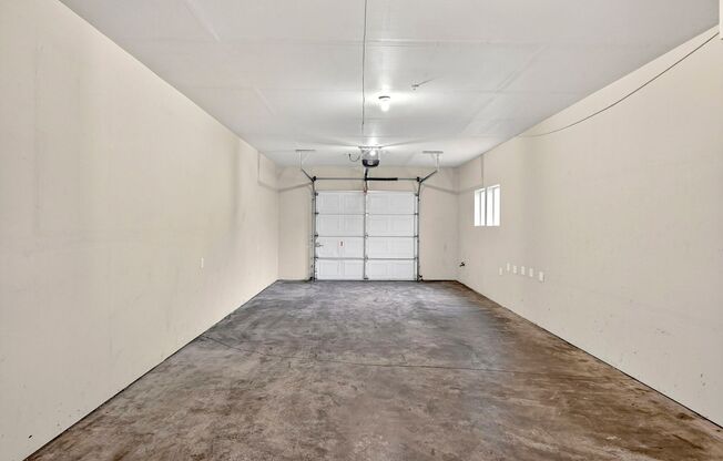 3 beds, 2.5 baths, 1,517 sqft, $2,395, Unit 17264
