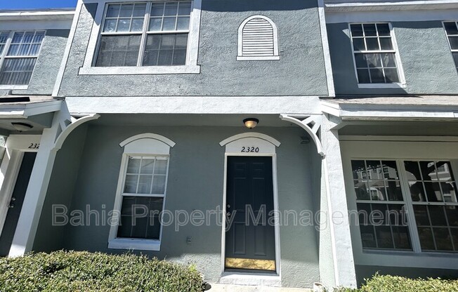 2320 LK WOODBERRY CIR