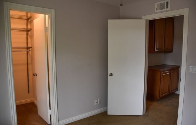 3 beds, 2.5 baths, $4,350, Unit # 11
