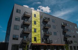 1 bed, 1 bath, 816 sqft, $1,250, Unit 409